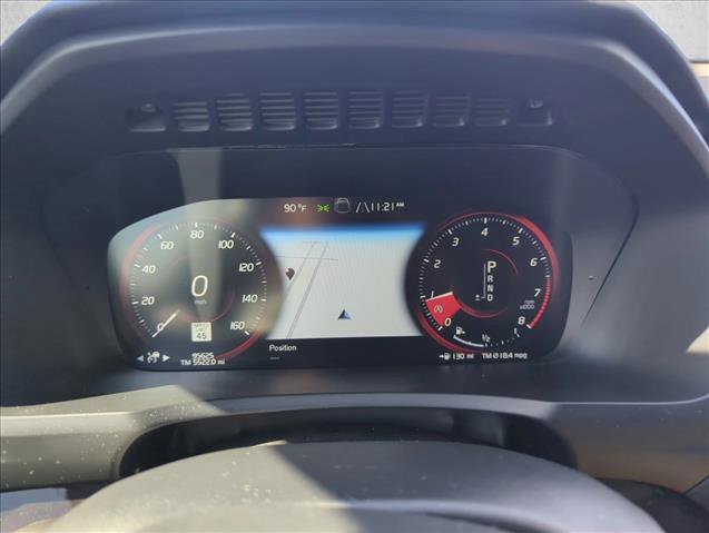 Used 2017 Volvo XC90 T6 Momentum w/ Vision Package image 6