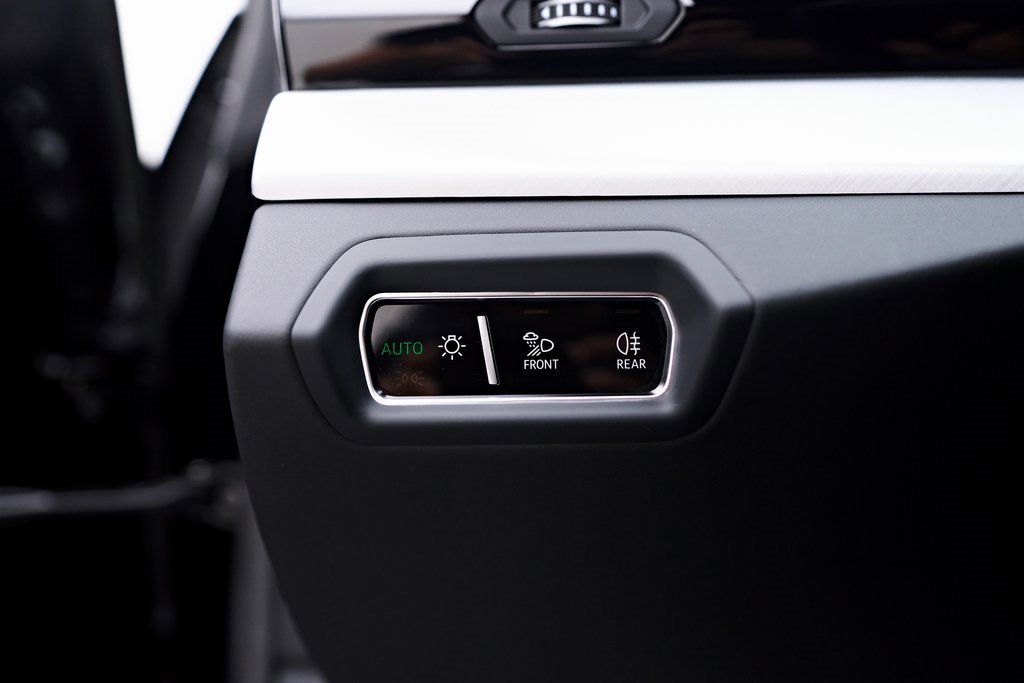 Used 2022 Lamborghini Urus image 59