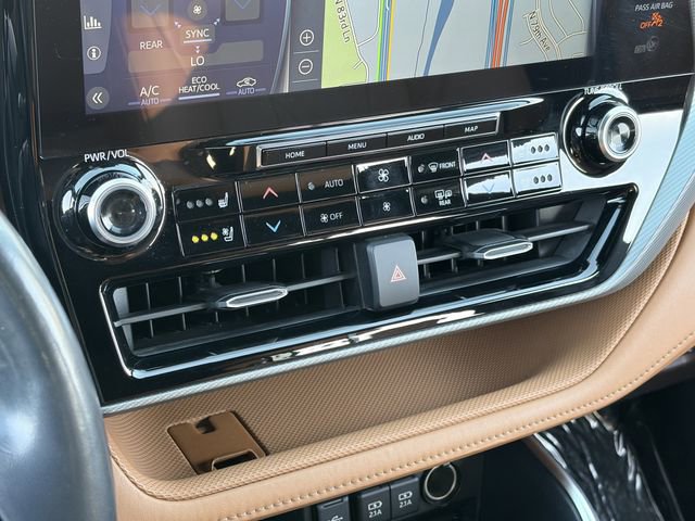 Used 2020 Toyota Highlander Platinum FWD image 17