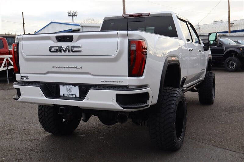 Used 2024 GMC Sierra 3500 Denali Ultimate image 5