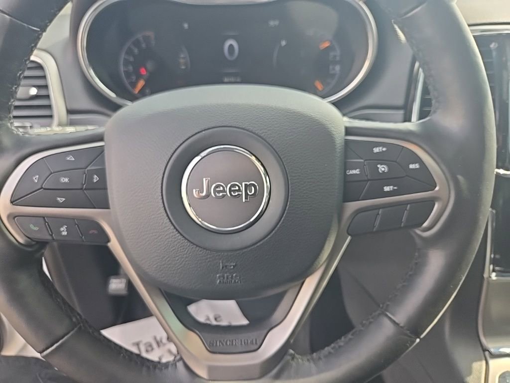 Used 2021 Jeep Grand Cherokee Laredo X AWD/4WD image 16