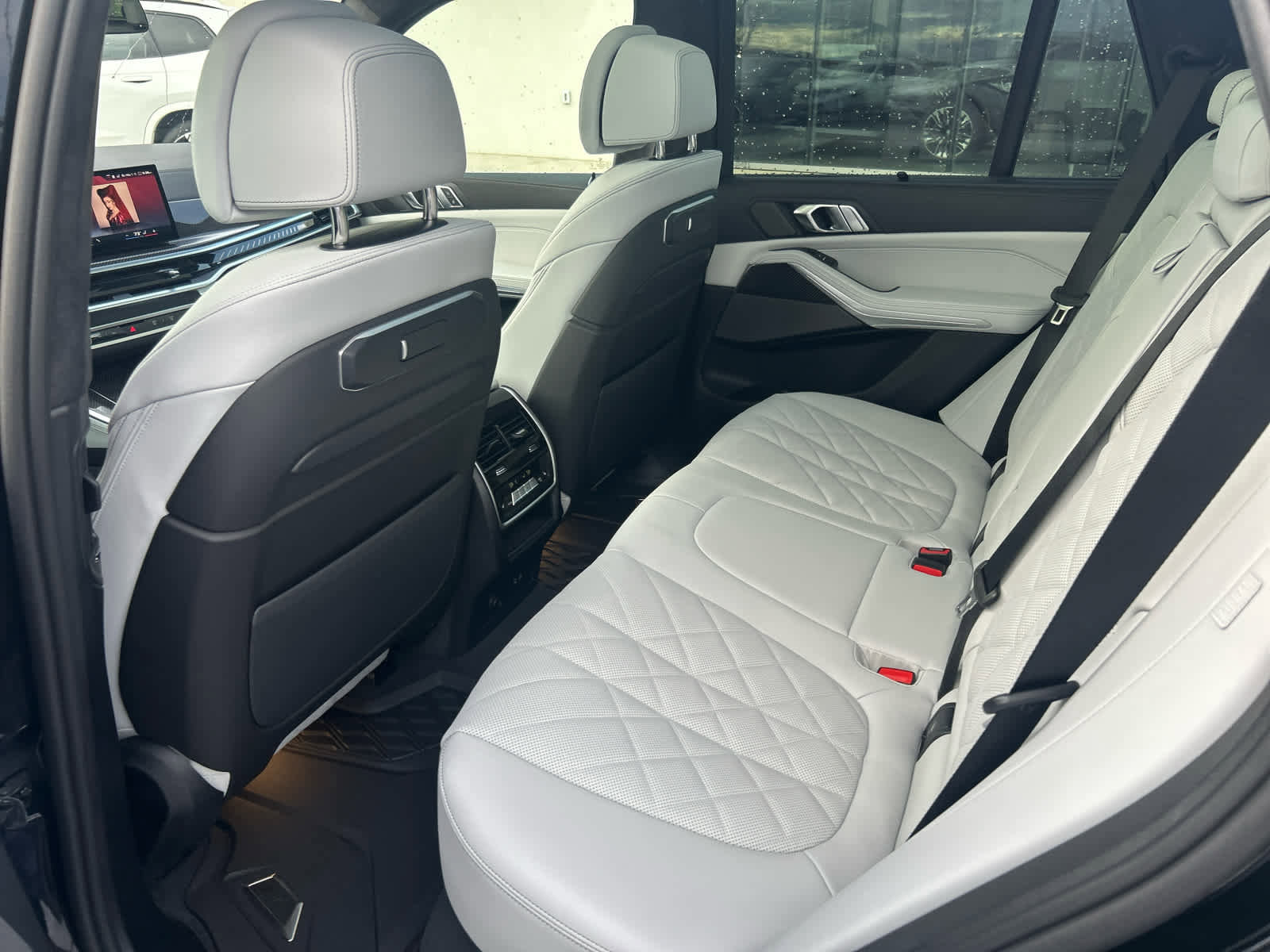 Used 2026 BMW X5 M60i image 19