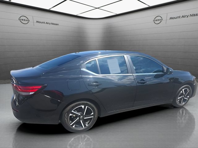 Certified 2025 Nissan Sentra SV FWD image 4