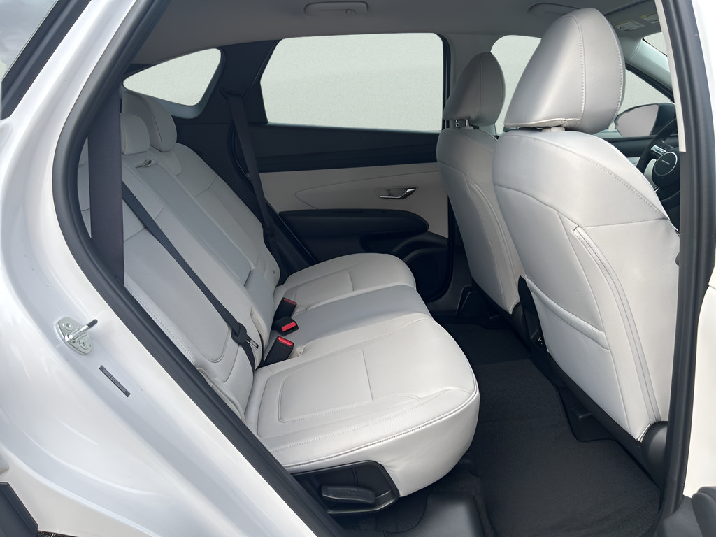 Used 2026 Hyundai Tucson SE FWD image 19