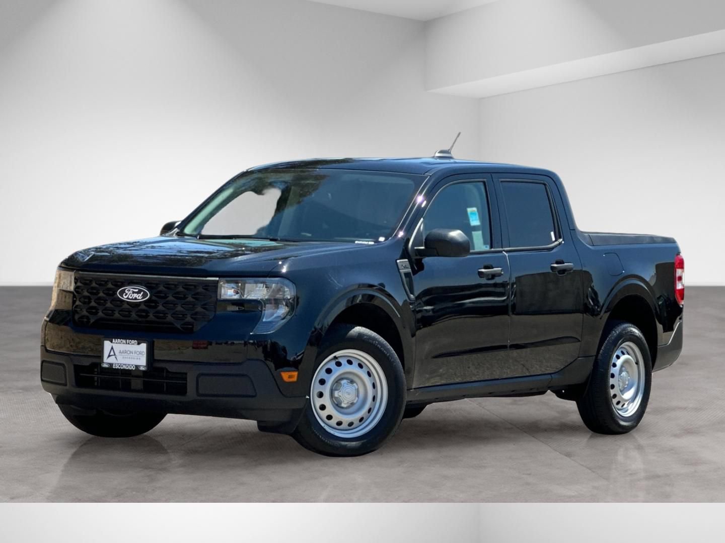 Used 2025 Ford Maverick XL FWD image 2