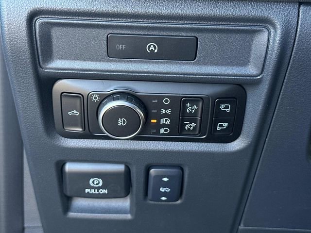 New 2025 Ford F150 Lariat w/ Equipment Group 502A High image 23