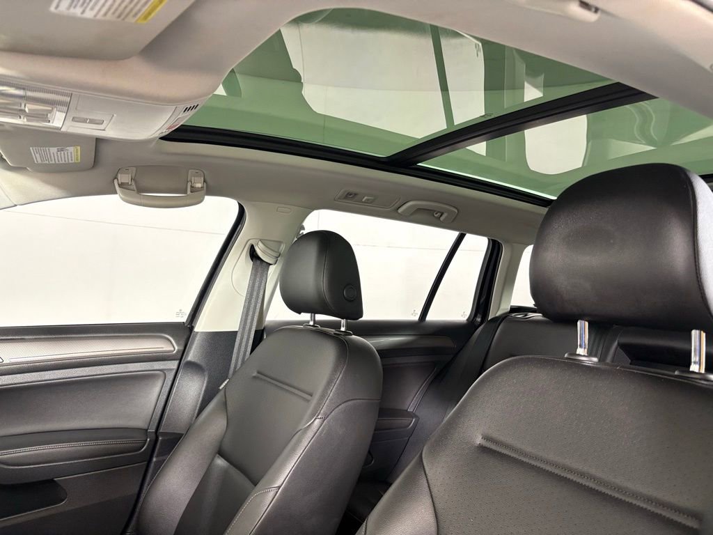 Used 2019 Volkswagen Golf Alltrack SE AWD/4WD image 17