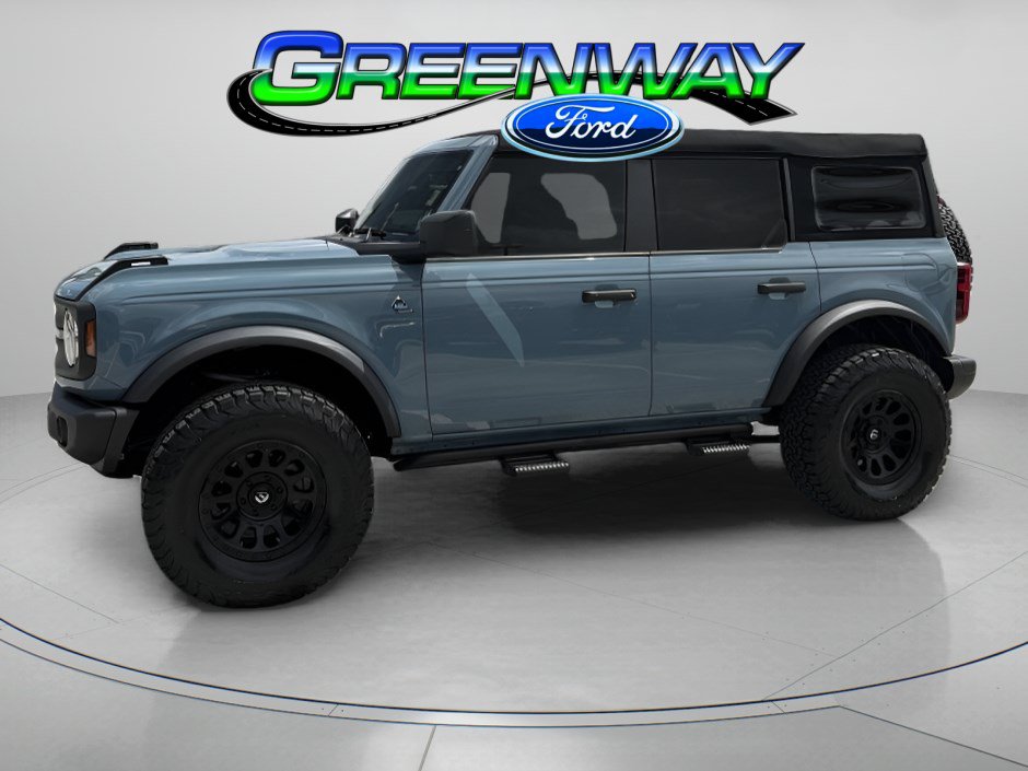 Used 2023 Ford Bronco Black Diamond AWD/4WD image 1
