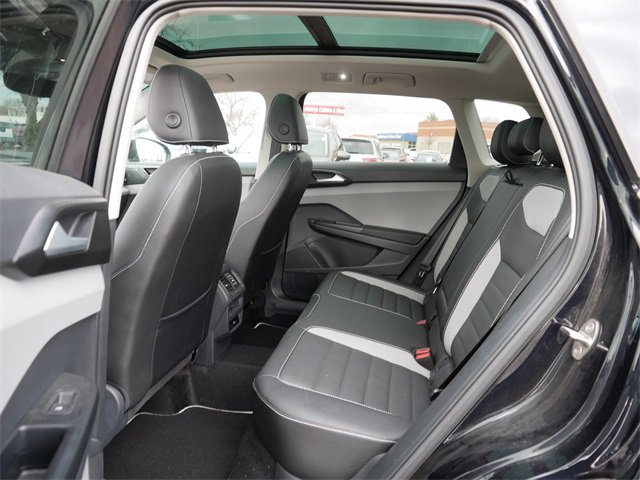 Certified 2023 Volkswagen Taos SEL image 17