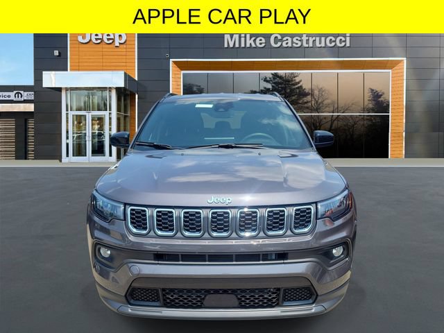Certified 2024 Jeep Compass Latitude AWD/4WD image 2