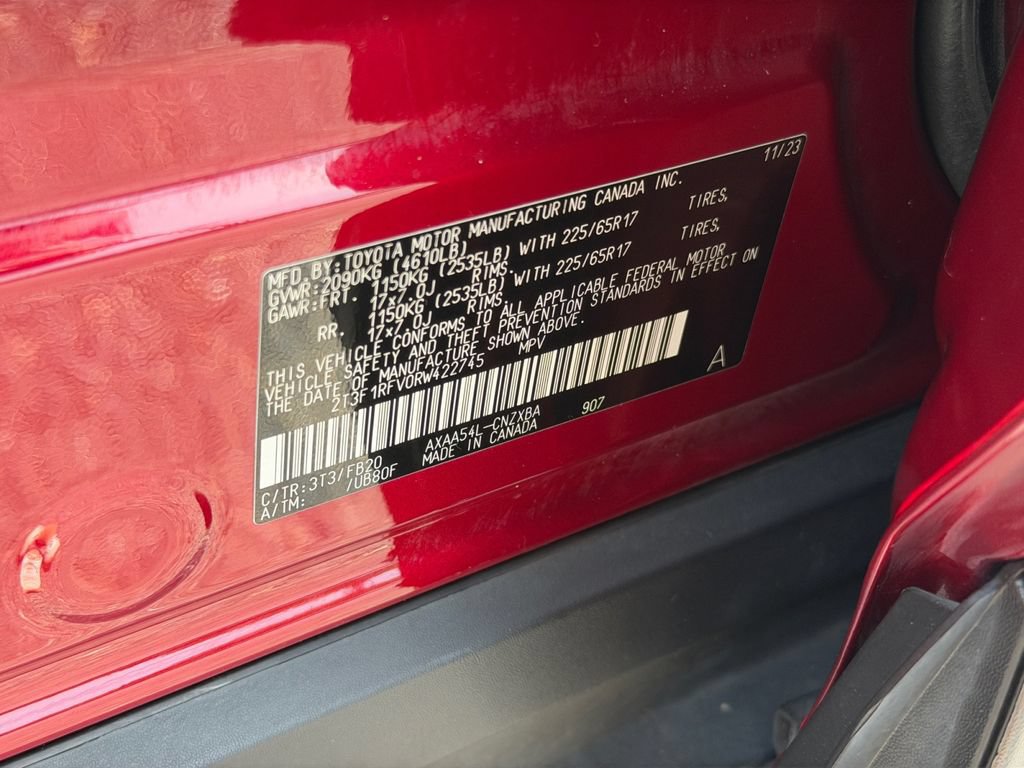 Used 2024 Toyota RAV4 LE AWD/4WD image 30