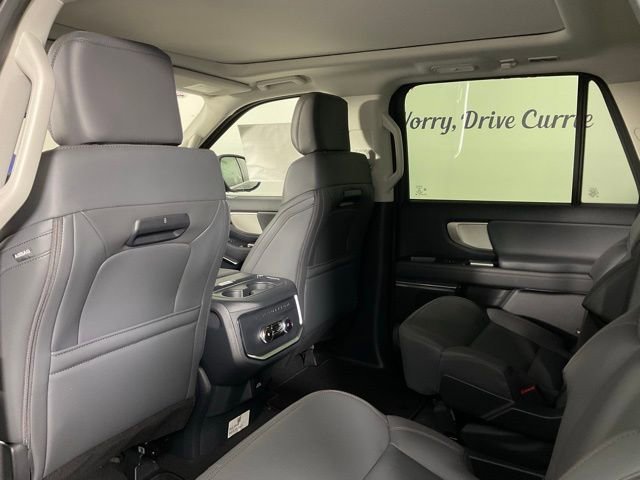 New 2025 Ford Expedition Max Active image 15