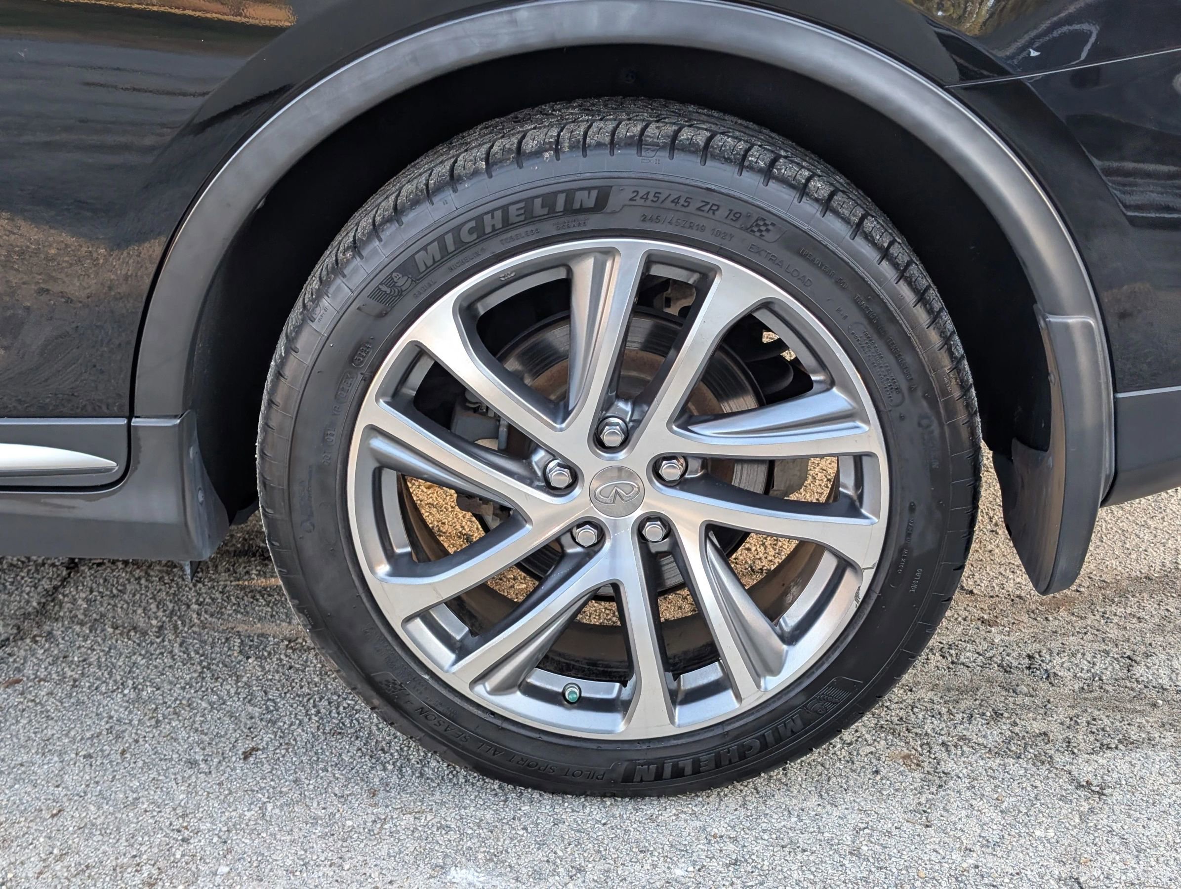 Used 2016 INFINITI QX50 AWD w/ Deluxe Touring Package image 10