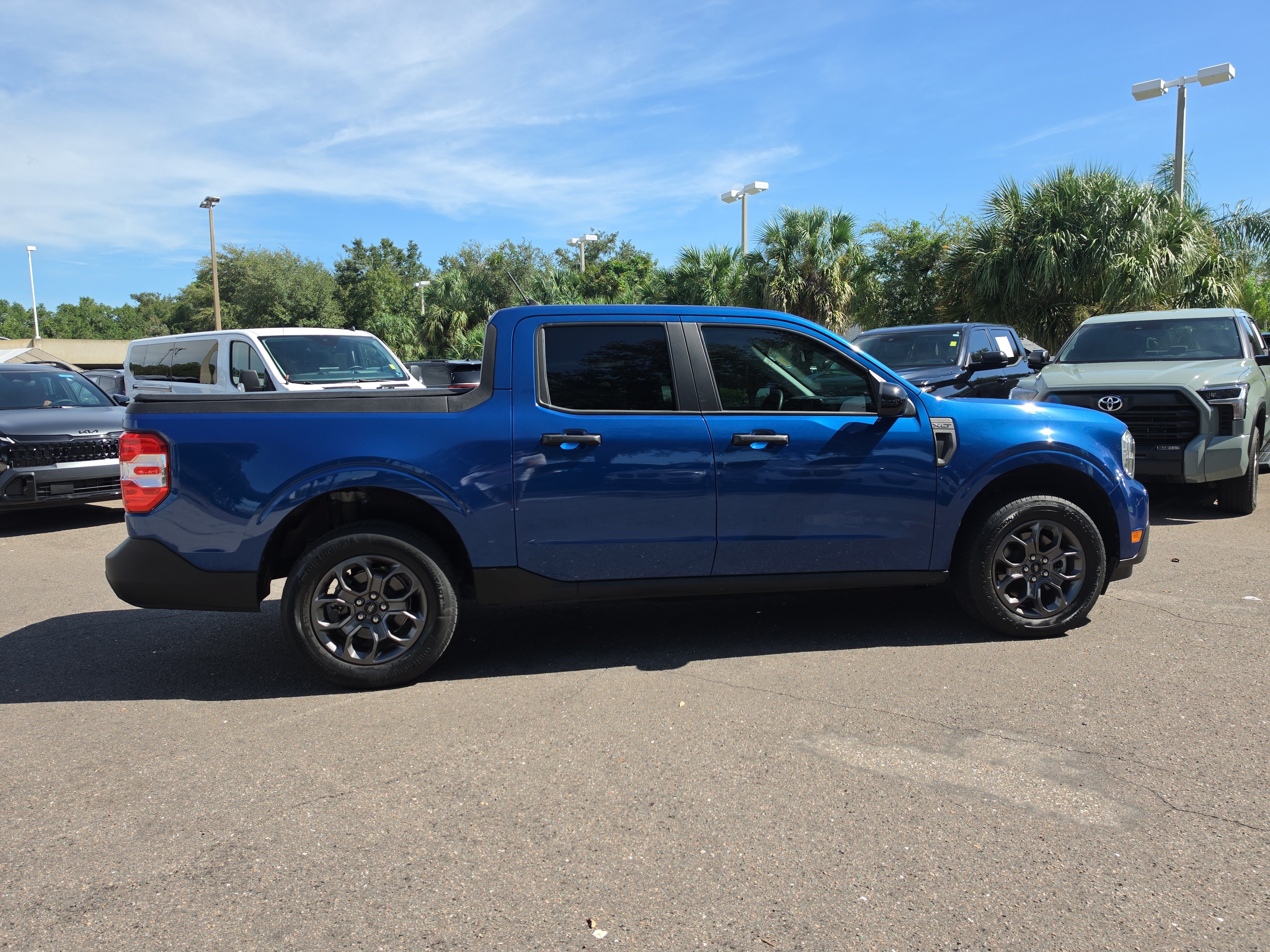 Used 2024 Ford Maverick XLT w/ XLT Luxury Package FWD image 9