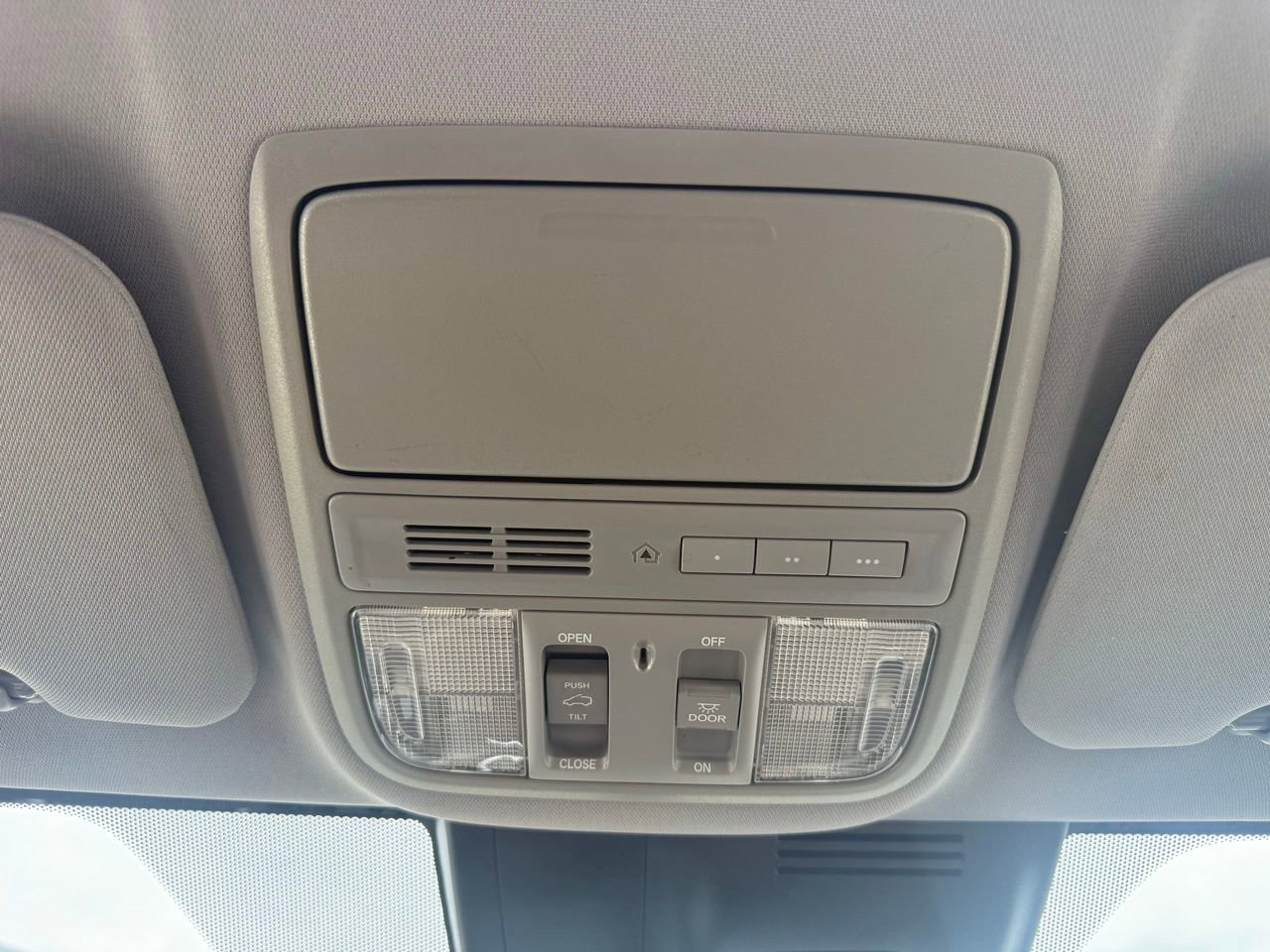 Used 2019 Honda CR-V EX-L image 18