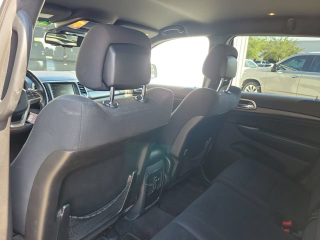 Used 2016 Jeep Grand Cherokee Laredo w/ Quick Order Package 23E RWD image 18