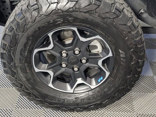 Used 2023 Jeep Wrangler Unlimited Rubicon 4xe w/ Steel Bumper Group AWD/4WD image 8