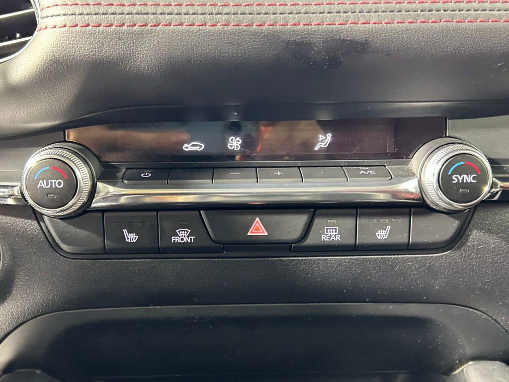 Used 2023 MAZDA MAZDA3 s image 18