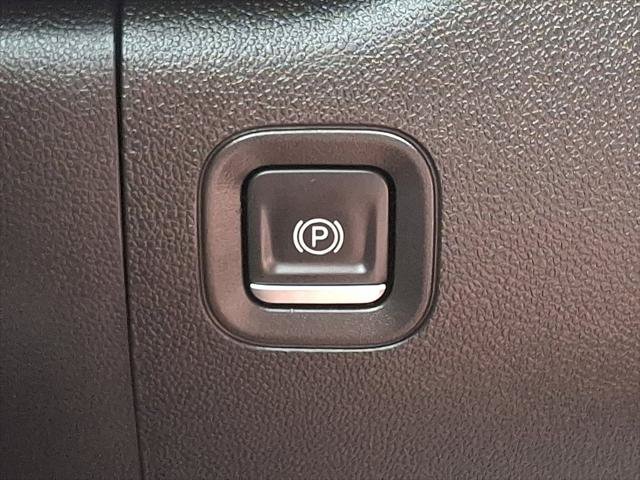 Used 2022 Chevrolet Silverado 1500 Custom w/ LPO, Dark Essentials Package RWD image 25