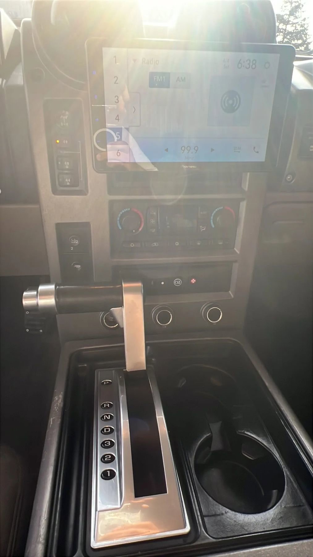 Used 2004 HUMMER H2 w/ Preferred Equipment Group image 30