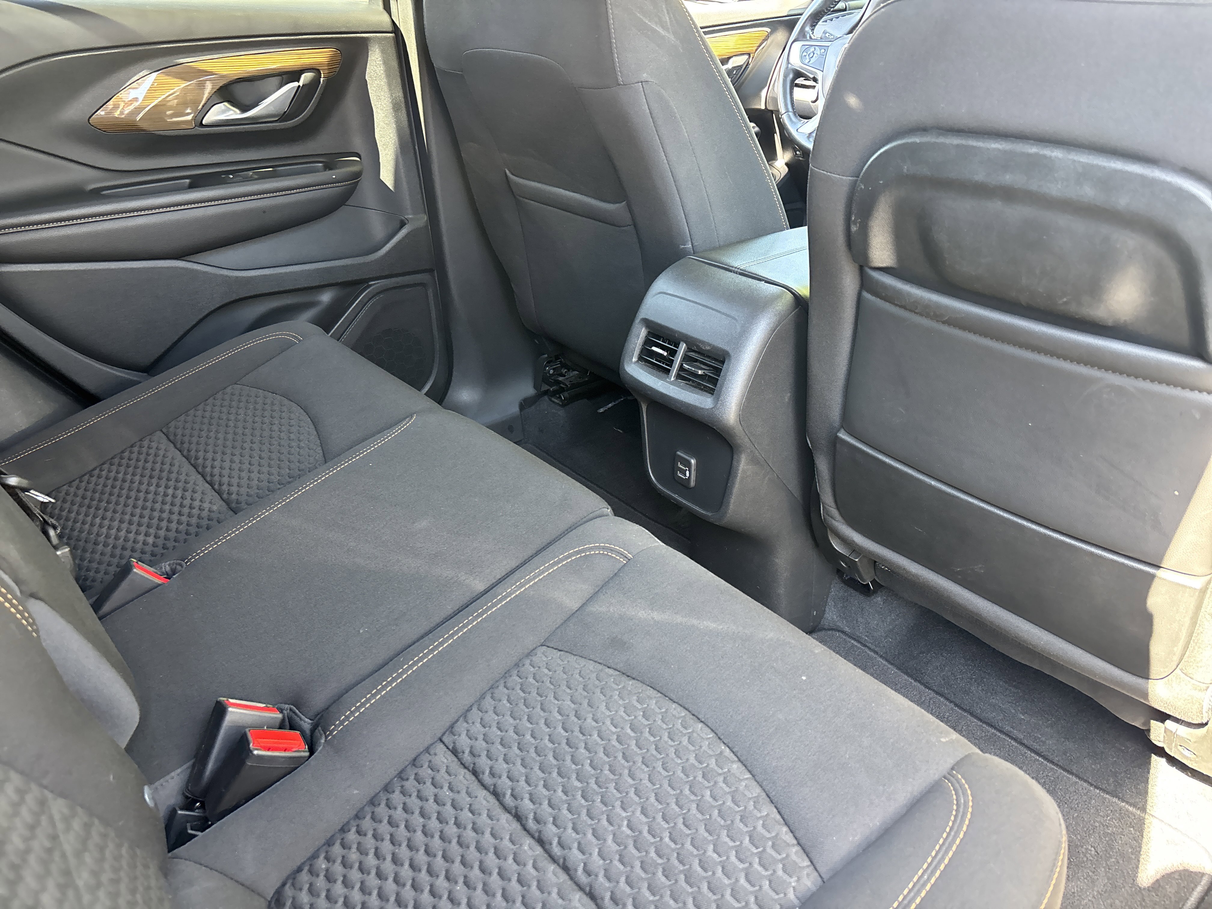 Used 2020 GMC Terrain SLE w/ Driver Convenience Package FWD image 11