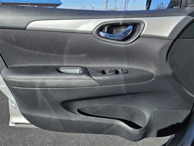 Used 2019 Nissan Sentra S image 29