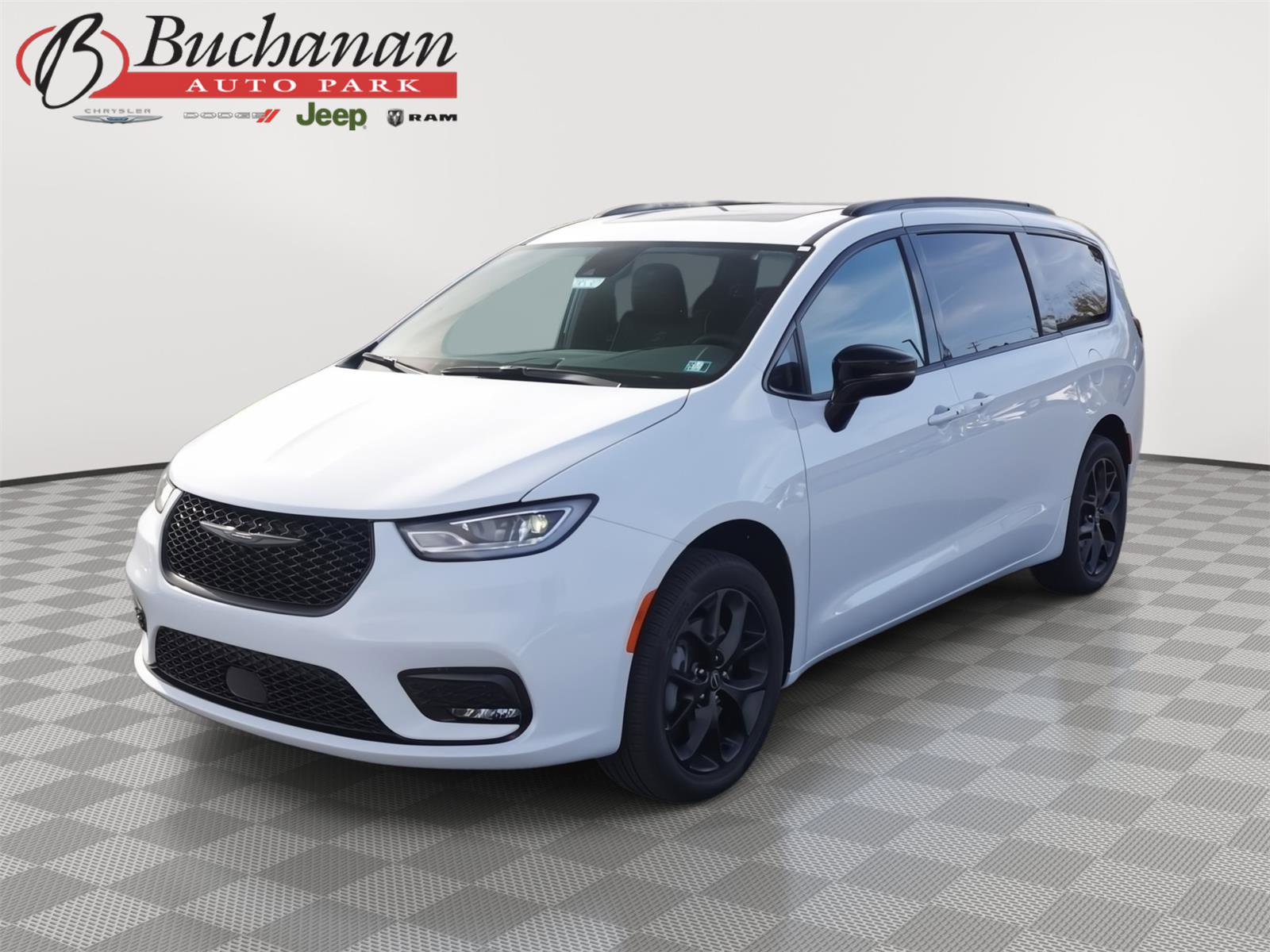 New 2026 Chrysler Pacifica Limited w/ S Appearance Package image 1