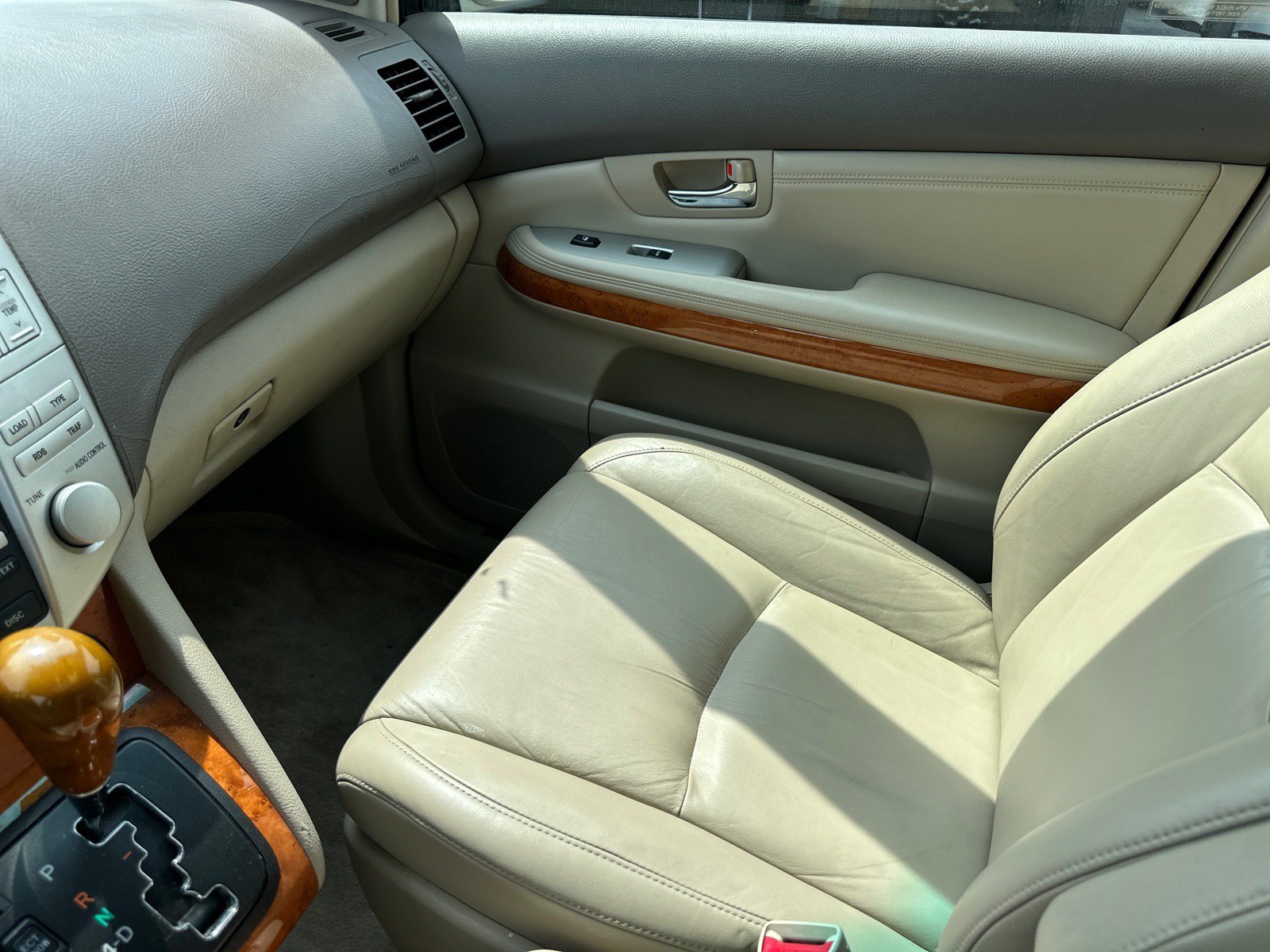 Used 2004 Lexus RX 330 AWD image 29