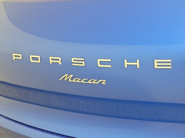 Used 2018 Porsche Macan AWD/4WD image 6