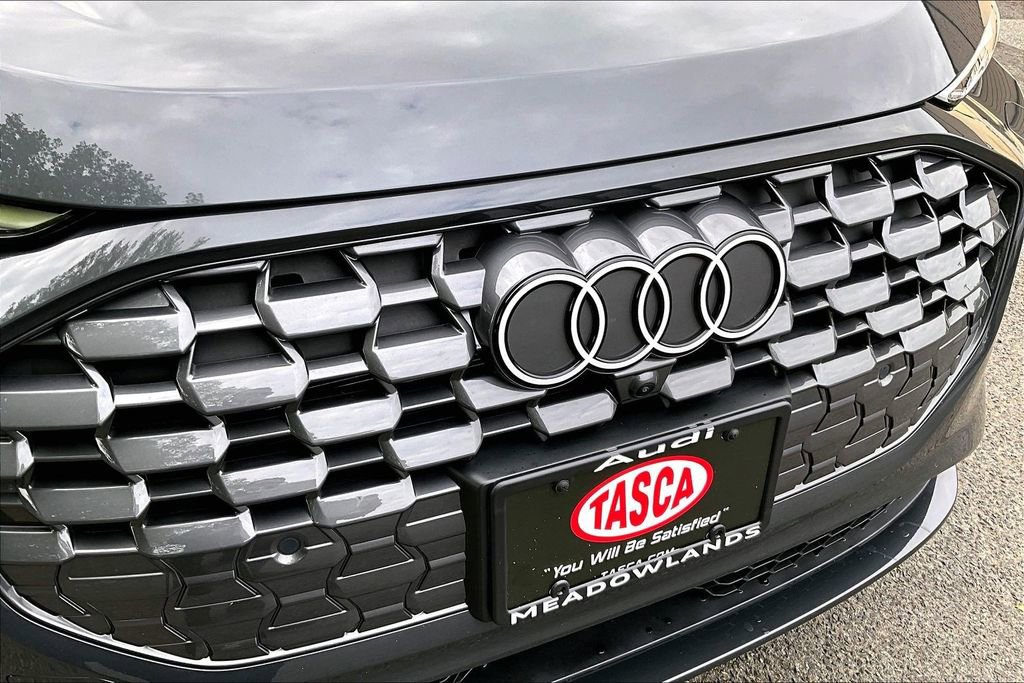 Used 2025 Audi Q5 Premium w/ Convenience Package AWD/4WD image 33