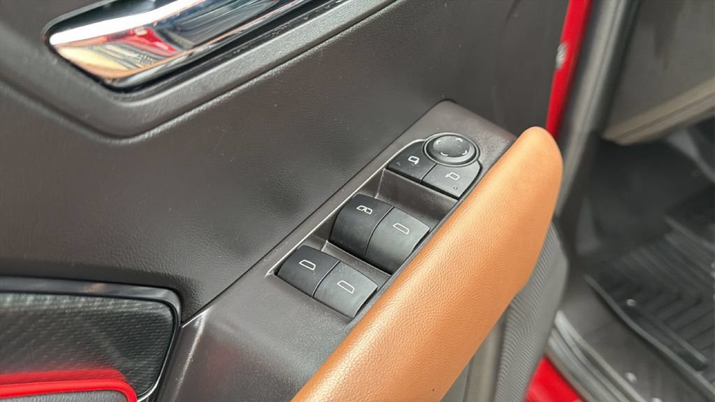 Used 2025 GMC Canyon AT4 w/ AT4 Premium Package AWD/4WD image 17
