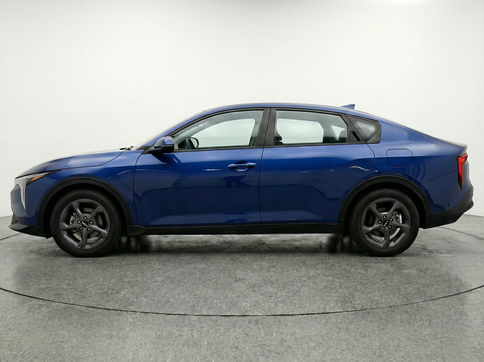 Used 2025 Kia K4 FWD image 5