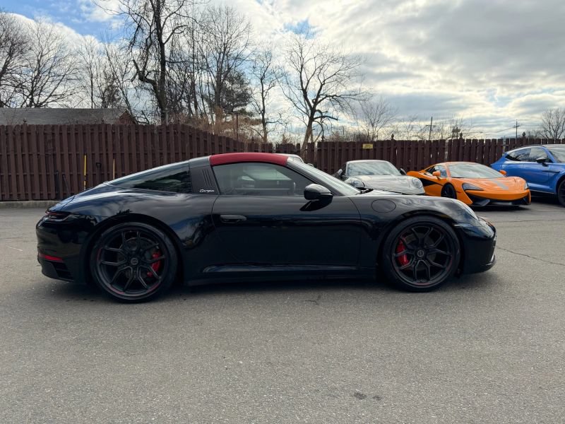 Used 2022 Porsche 911 Targa 4S w/ Premium Package AWD/4WD image 6