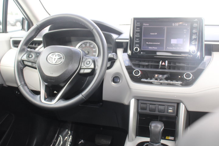 Certified 2022 Toyota Corolla Cross LE AWD/4WD image 22