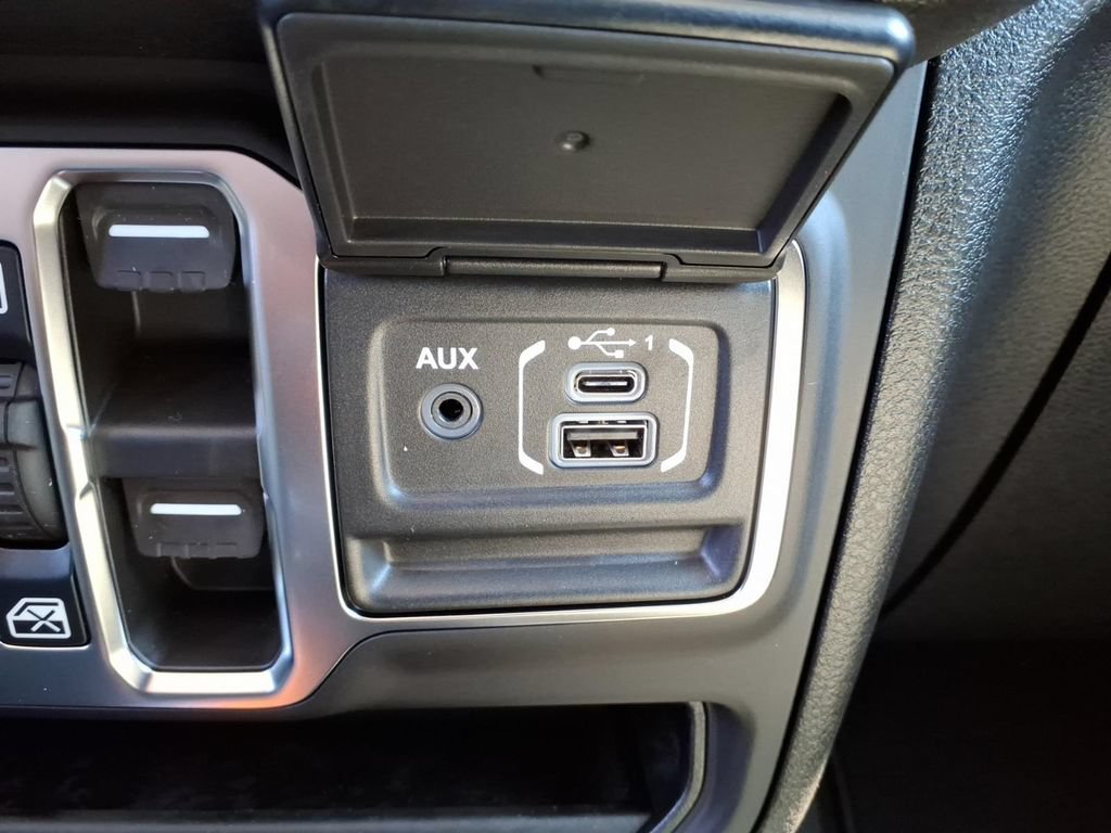 New 2026 Jeep Gladiator Sport AWD/4WD image 25