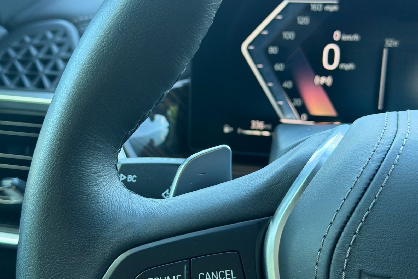Used 2026 BMW X5 xDrive40i w/ Premium Package AWD/4WD image 34