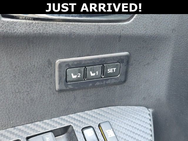 Used 2014 Toyota RAV4 Limited image 12