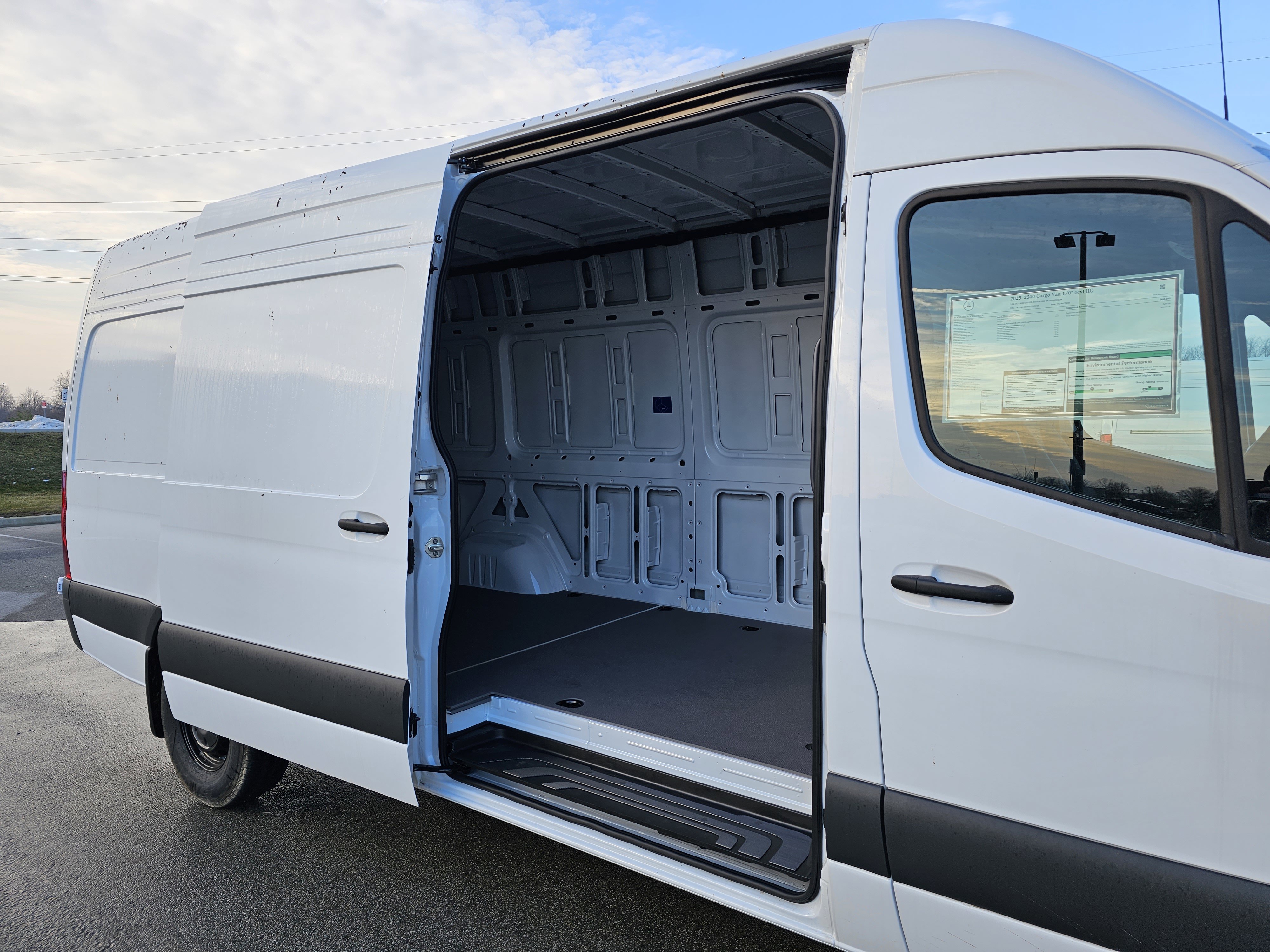 New 2025 Mercedes-Benz Sprinter 2500 image 8
