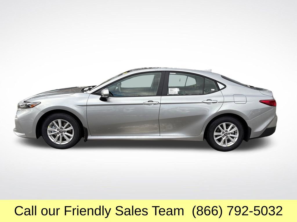 New 2026 Toyota Camry LE video 2