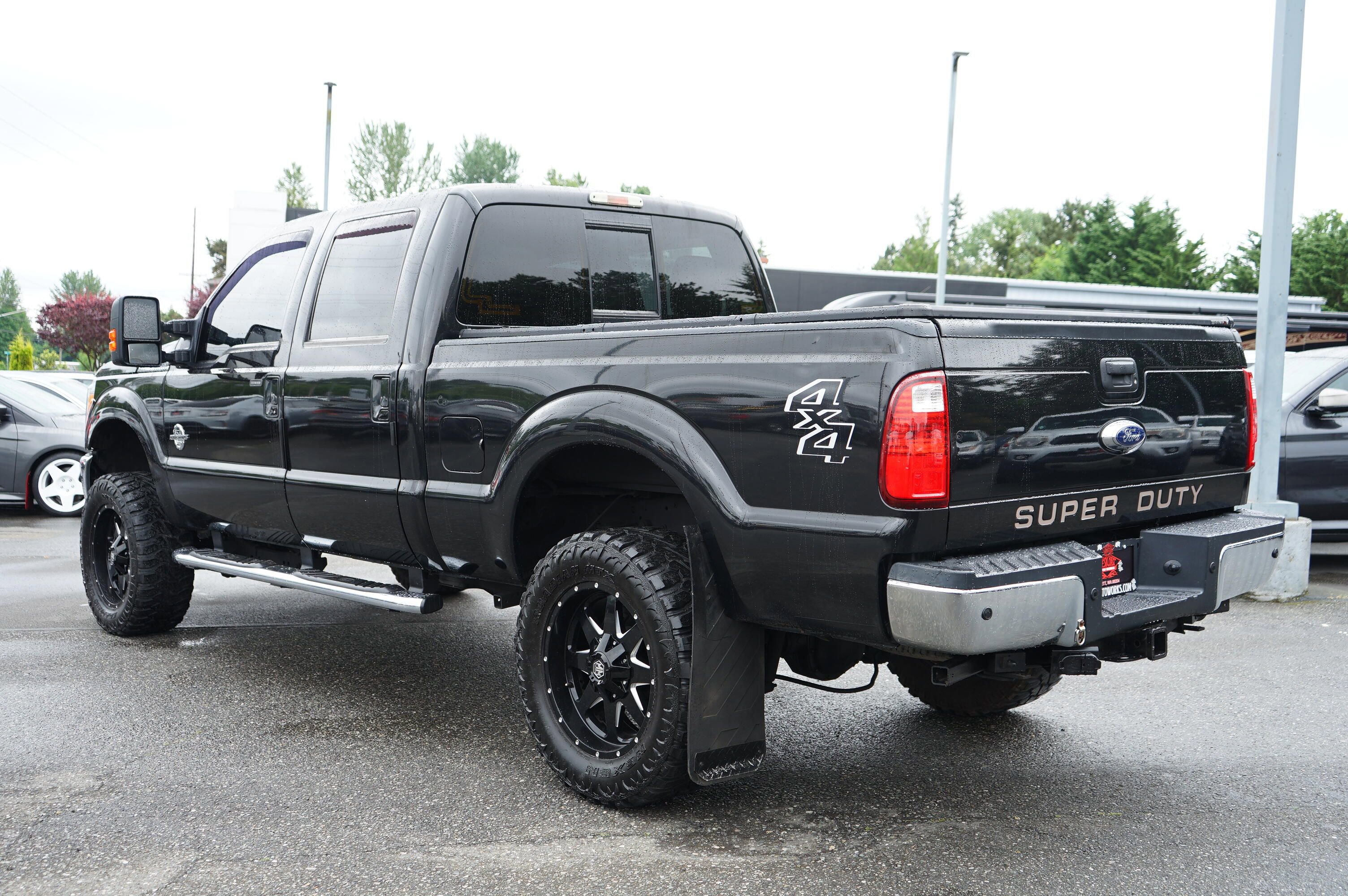 Used 2015 Ford F350 Lariat w/ Camper Package AWD/4WD image 7