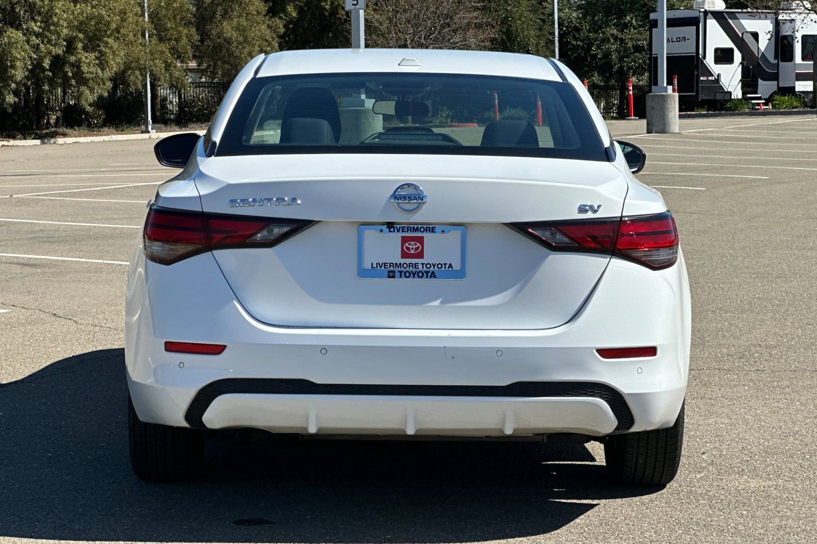 Used 2023 Nissan Sentra SV FWD image 5