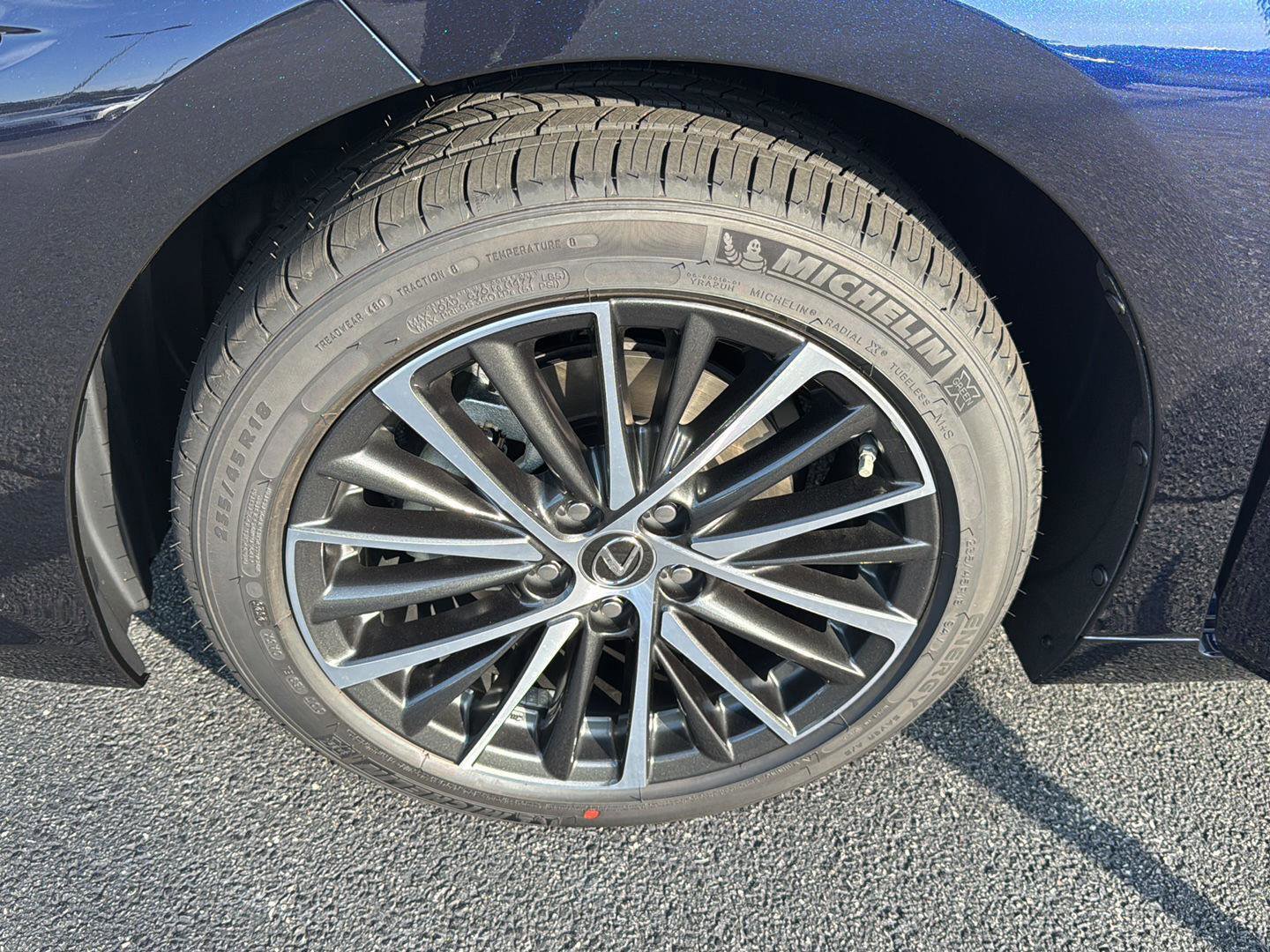 New 2025 Lexus ES 350 w/ Premium Package image 33
