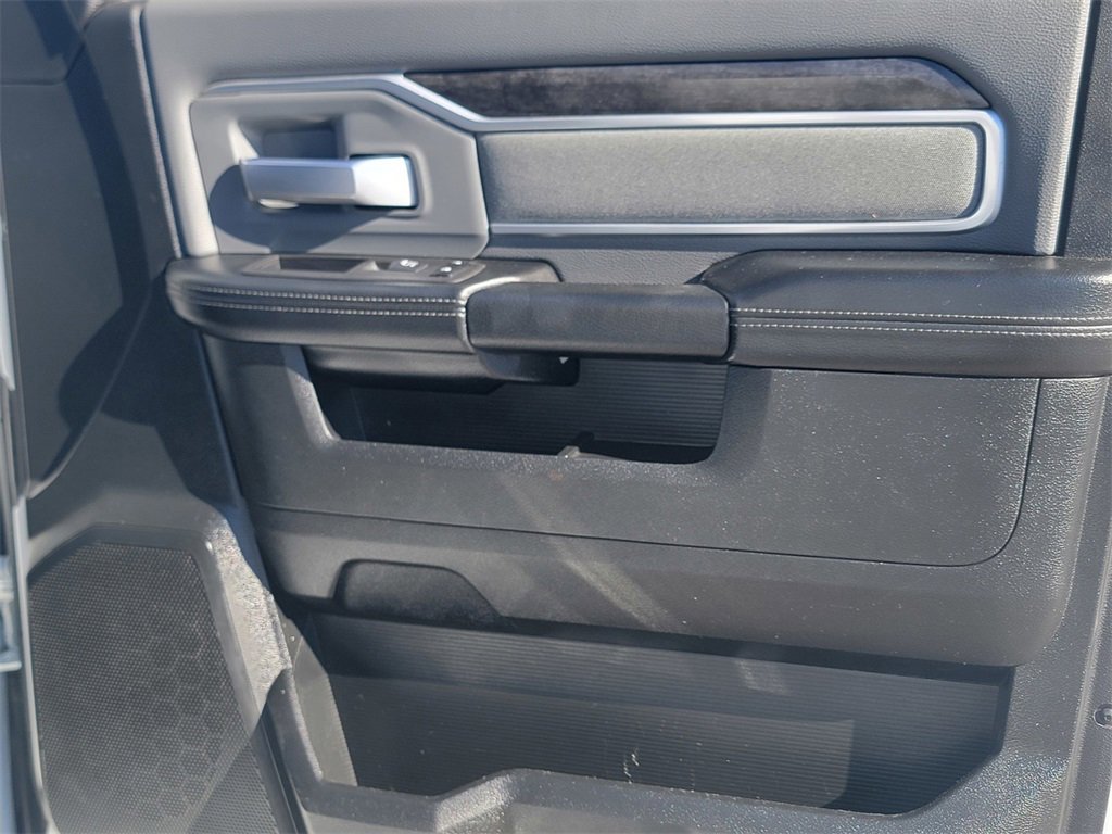 Used 2022 RAM 2500 Big Horn image 26