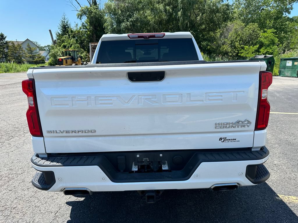 Used 2023 Chevrolet Silverado 1500 High Country w/ Technology Package AWD/4WD image 15