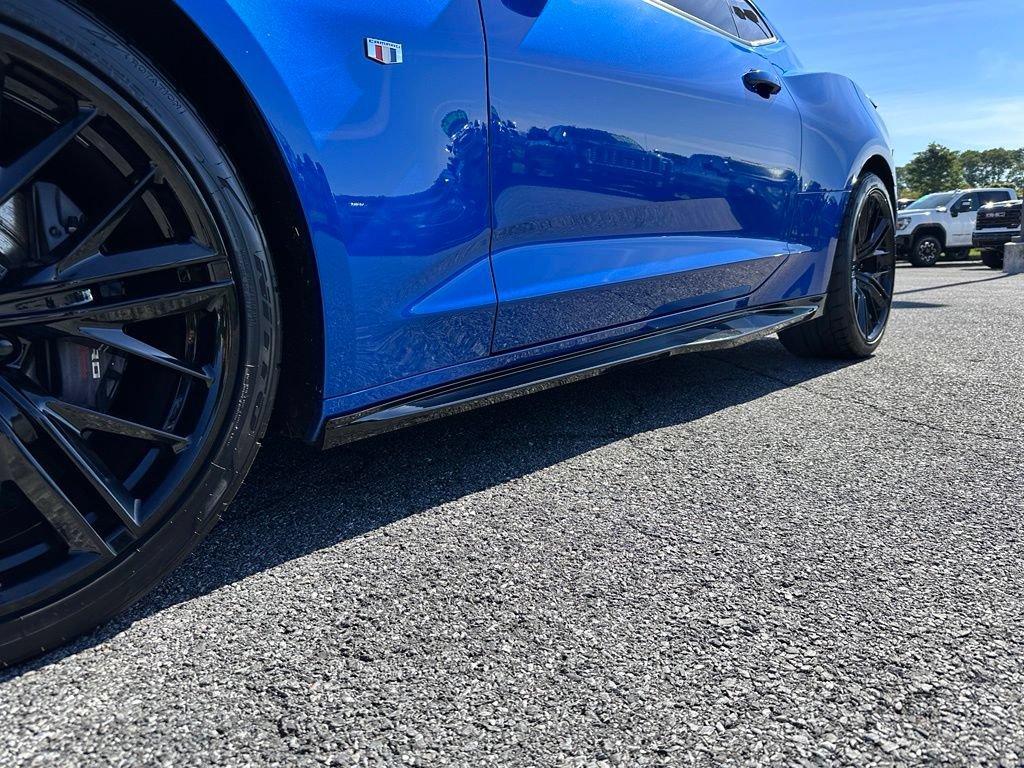 Used 2018 Chevrolet Camaro SS RWD image 33
