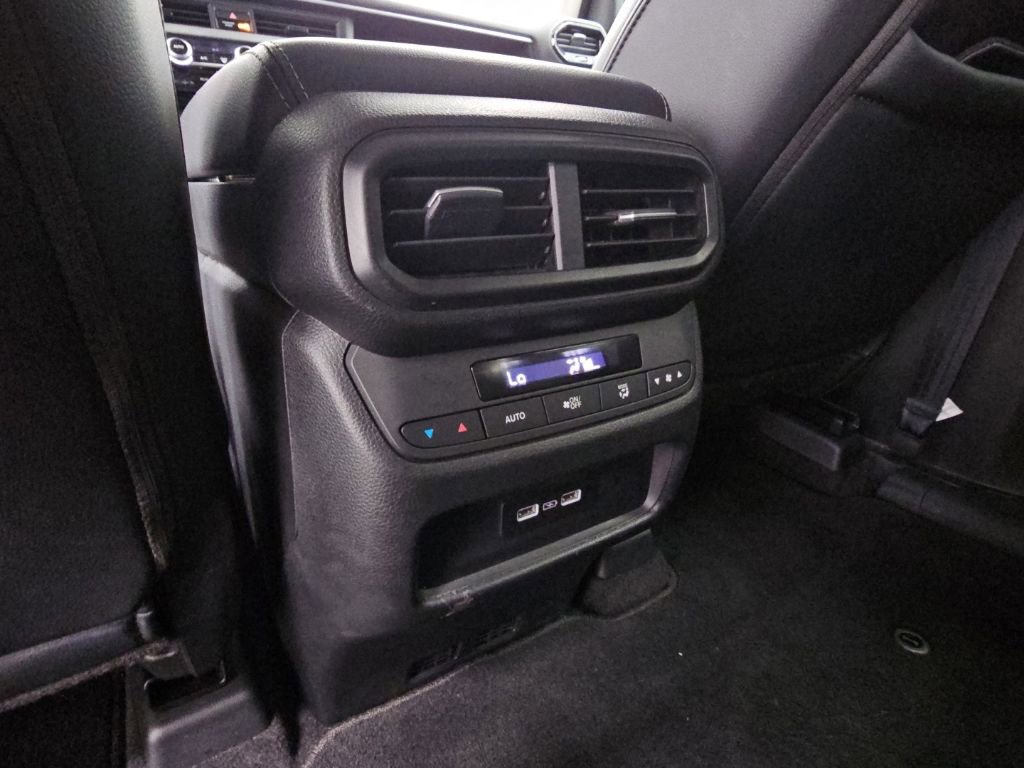 Used 2023 Honda Pilot EX-L image 32