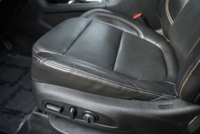 Used 2020 Chevrolet Traverse Premier w/ Redline Edition FWD image 35