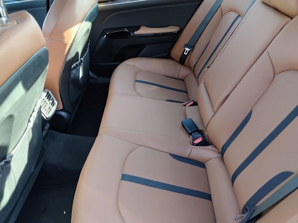 Used 2023 Kia K5 GT image 10