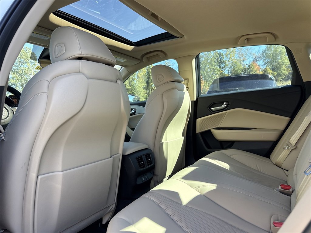 New 2025 Acura TLX w/ Technology Package image 13