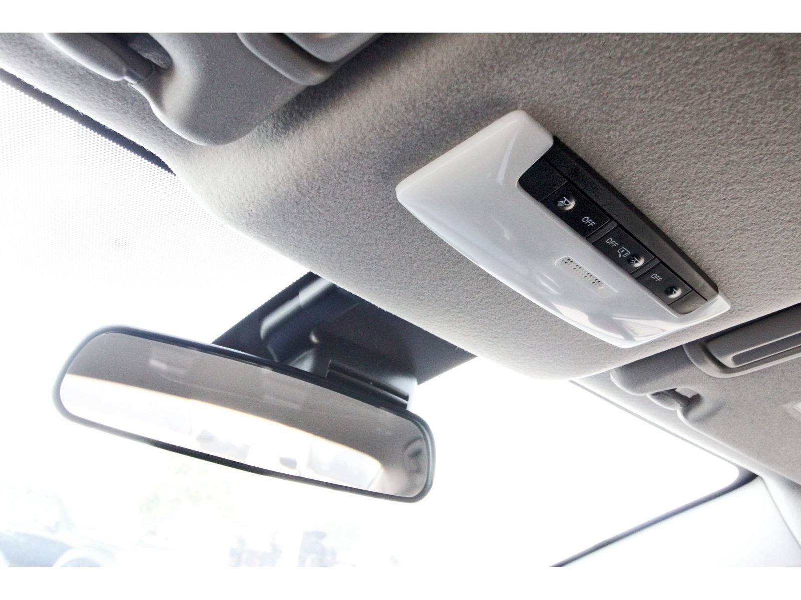 Certified 2025 Nissan Versa SV w/ Trunk Package FWD image 28